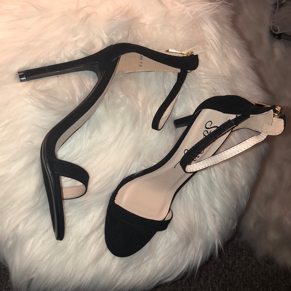 Fashion Nova So Me Heels - Picture 3 of 4